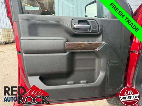 Used 2021 GMC Sierra 2500 SLT w/ SLT Convenience Package AWD/4WD image 11
