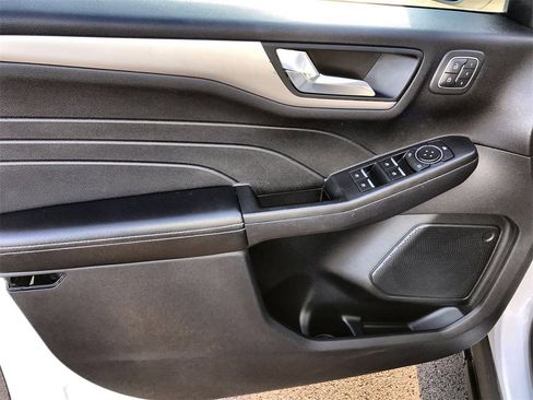 Used 2021 Ford Escape SEL w/ Technology Package image 13