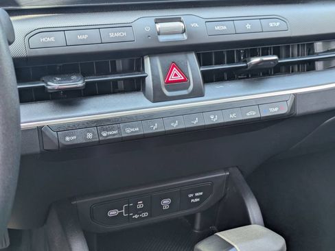 Used 2025 Kia K4 FWD image 22