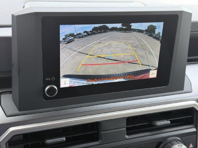 Certified 2025 Toyota 4Runner SR5 AWD/4WD image 17