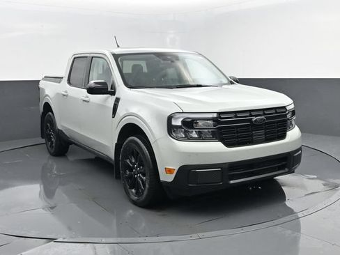 Used 2024 Ford Maverick Lariat w/ Black Appearance Package AWD/4WD image 3