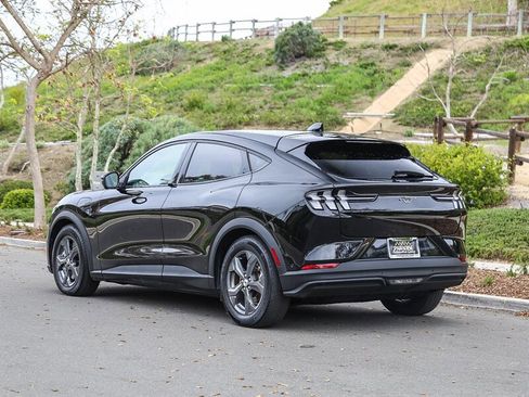 Used 2023 Ford Mustang Mach-E Select image 5