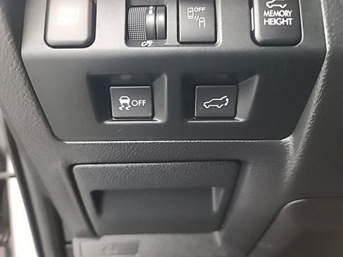Used 2018 Subaru Forester 2.5i Limited AWD/4WD image 28