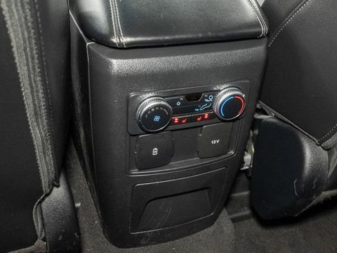 Used 2023 Ford Explorer Limited AWD/4WD image 27