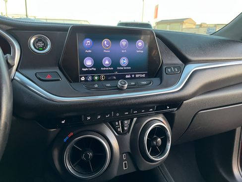 Used 2019 Chevrolet Blazer LT image 12