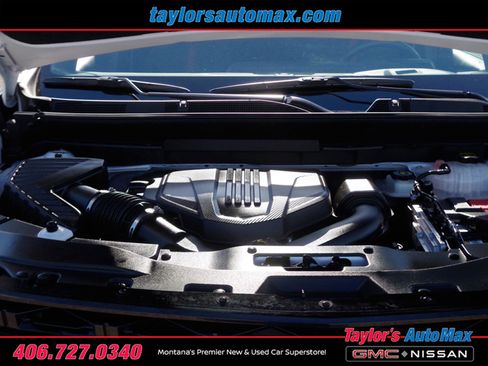 Used 2024 Chevrolet Traverse RS w/ LPO, Floor Liner Package AWD/4WD image 44