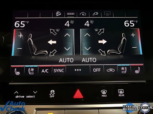 Used 2023 Audi e-tron Premium Plus w/ Premium Plus Package AWD/4WD image 52