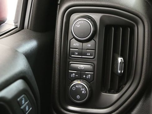 Used 2020 Chevrolet Silverado 1500 Custom Trail Boss w/ Custom Convenience Package AWD/4WD image 16