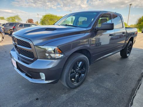 Used 2019 RAM 1500 Express w/ Wheel & Sound Group AWD/4WD image 9