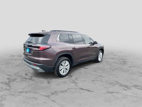Used 2024 GMC Acadia Elevation w/ Luxury Package AWD/4WD image 8