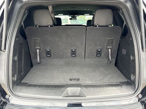 Used 2025 Chevrolet Tahoe LT AWD/4WD image 28