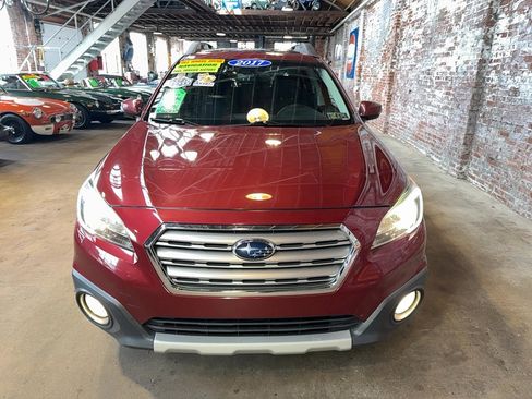 Used 2017 Subaru Outback 2.5i Premium image 8