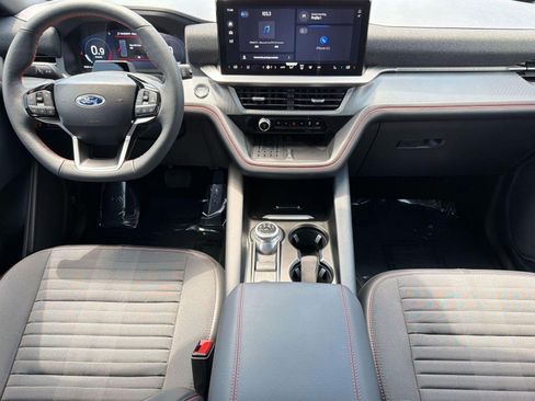 Used 2025 Ford Explorer ST-Line w/ Premium Package RWD image 15