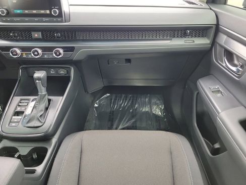 Used 2024 Honda CR-V LX image 14