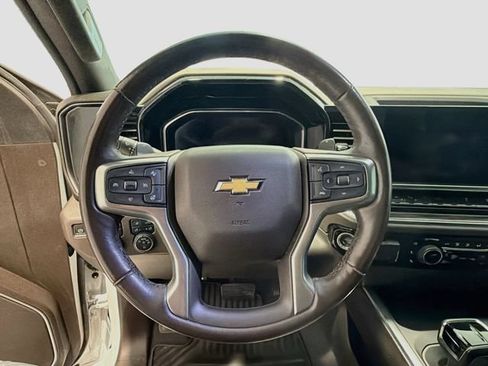 Used 2023 Chevrolet Silverado 1500 LTZ AWD/4WD image 8