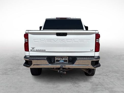 Used 2024 Chevrolet Silverado 2500 LT AWD/4WD image 9