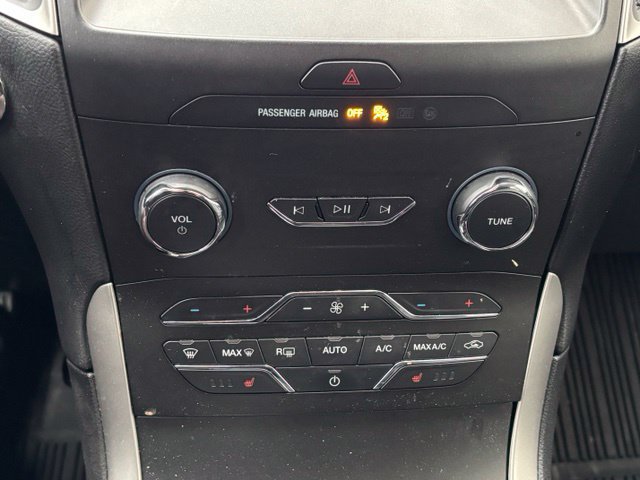 Used 2020 Ford Edge SEL w/ Convenience Package FWD image 16