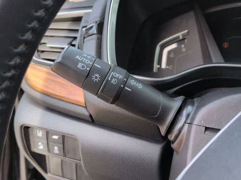 Used 2019 Honda CR-V Touring image 28