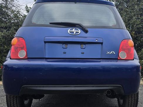 Used 2005 Scion xA image 5