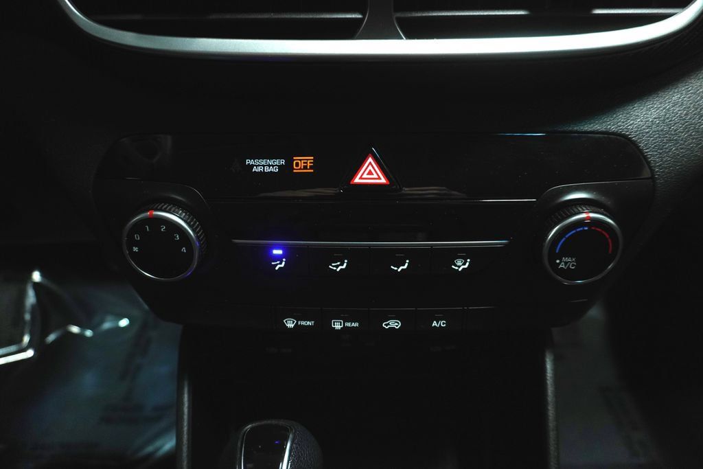 Used 2020 Hyundai Tucson SE AWD/4WD image 17