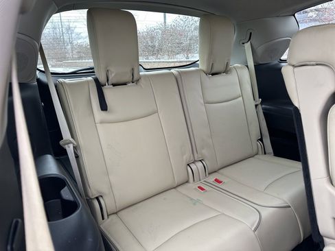 Used 2017 INFINITI QX60 AWD w/ Premium Plus Package image 32