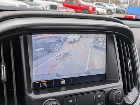 Used 2019 Chevrolet Colorado ZR2 image 23