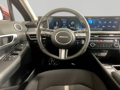 Certified 2026 Hyundai Sonata SEL FWD image 8