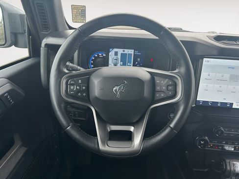 Used 2021 Ford Bronco First Edition AWD/4WD image 18