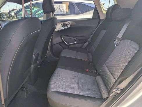Used 2022 Kia Soul LX w/ Technology Package image 13