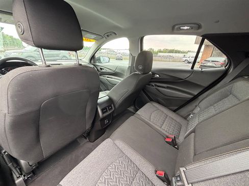 Used 2022 Chevrolet Equinox LT AWD/4WD image 17