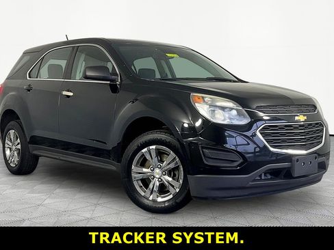 Used 2017 Chevrolet Equinox LS image 3