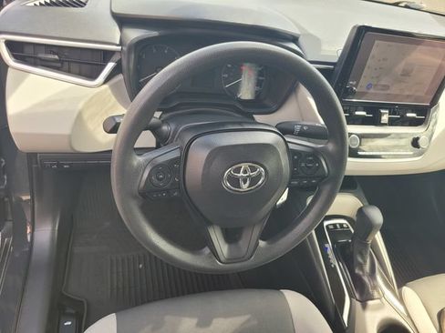 Used 2024 Toyota Corolla LE AWD/4WD image 30