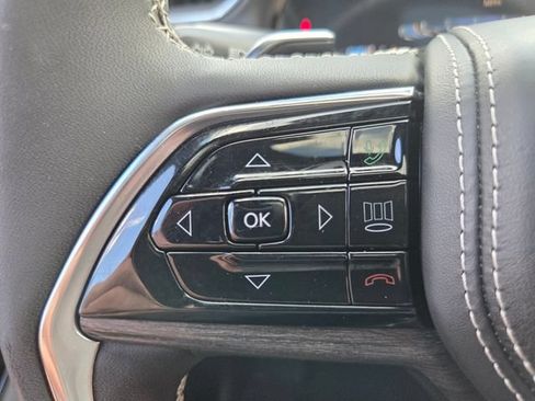 Used 2023 Jeep Grand Cherokee L Overland RWD image 30