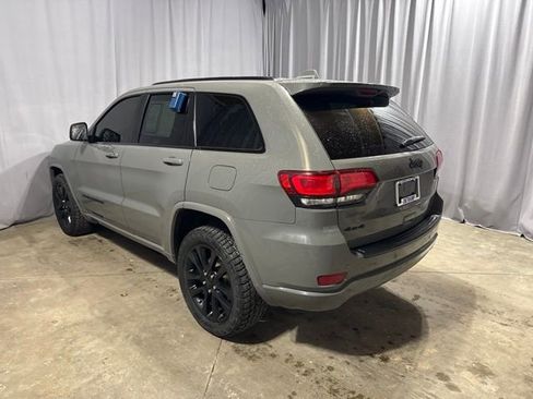 Used 2019 Jeep Grand Cherokee Altitude AWD/4WD image 30