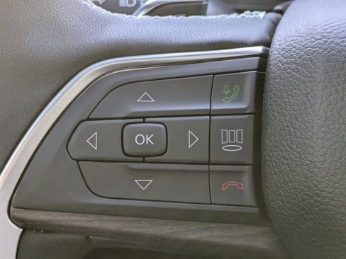 New 2025 Jeep Grand Cherokee L Limited w/ Black Appearance Package image 22