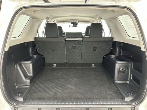 Used 2020 Toyota 4Runner TRD Off-Road image 23