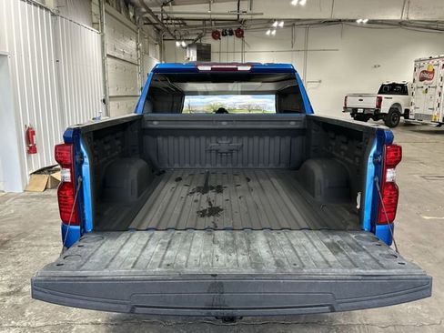 Used 2022 Chevrolet Silverado 1500 Custom image 23