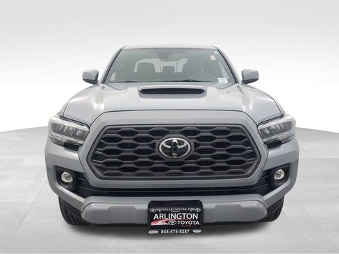 Used 2020 Toyota Tacoma TRD Sport image 11