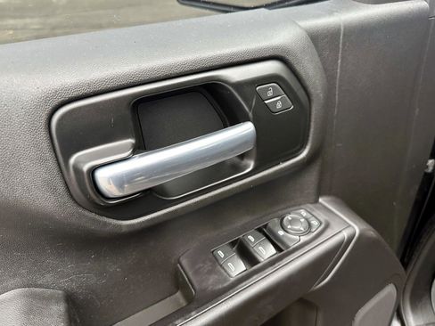 Used 2021 Chevrolet Silverado 1500 Custom w/ LPO, Dark Essentials Package image 16