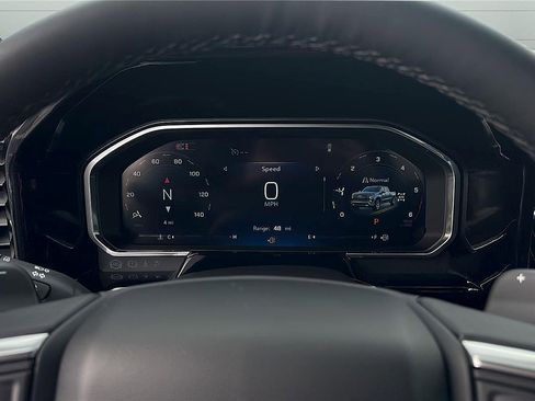 New 2026 Chevrolet Silverado 1500 RST w/ Redline Edition AWD/4WD image 9