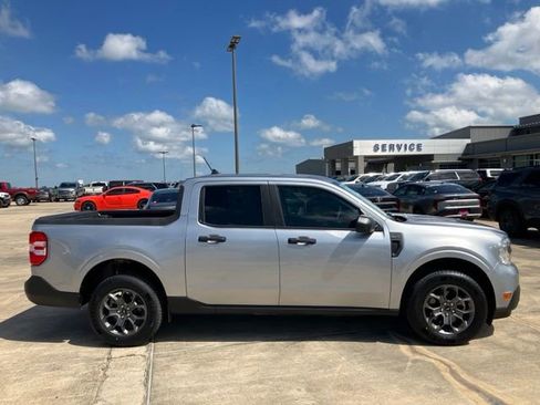 Used 2024 Ford Maverick XLT FWD image 8