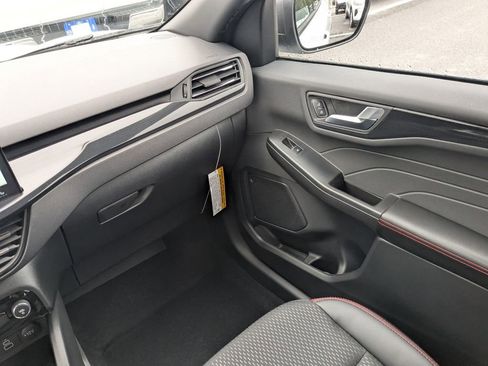 New 2026 Ford Escape ST-Line w/ Tech Pack #1 image 17