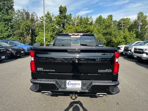 Used 2023 Chevrolet Silverado 1500 High Country w/ High Country Premium Package AWD/4WD image 8