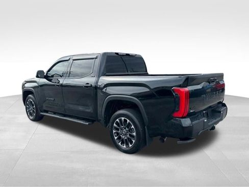 Used 2022 Toyota Tundra SR5 AWD/4WD image 4
