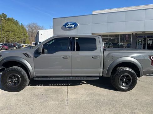 Used 2018 Ford F150 Raptor w/ Equipment Group 802A Luxury image 18