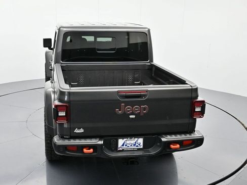 New 2025 Jeep Gladiator Mojave image 36
