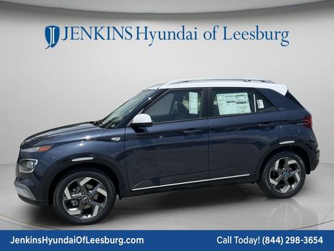New 2026 Hyundai Venue SEL FWD image 10