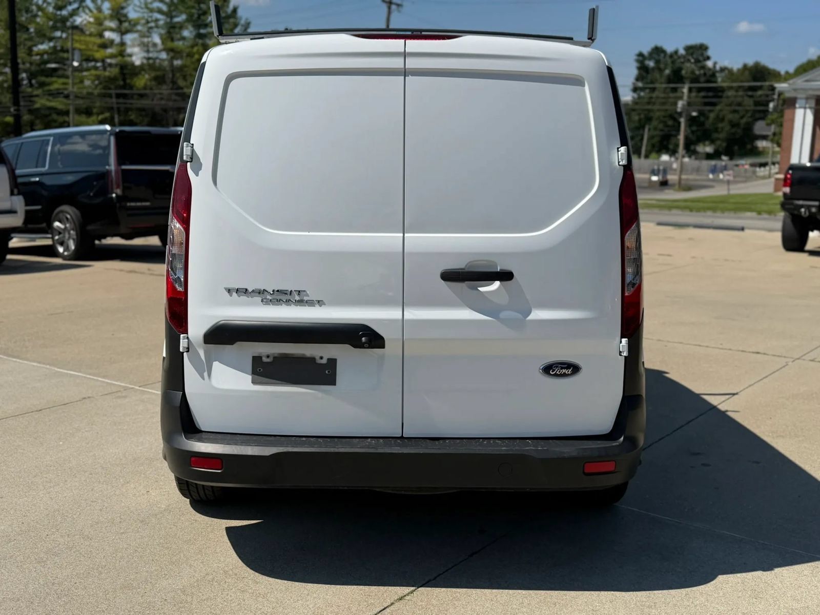 Used 2022 Ford Transit Connect XL FWD image 3