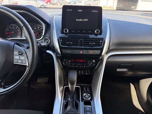 Used 2025 Mitsubishi Eclipse Cross SE AWD/4WD image 17