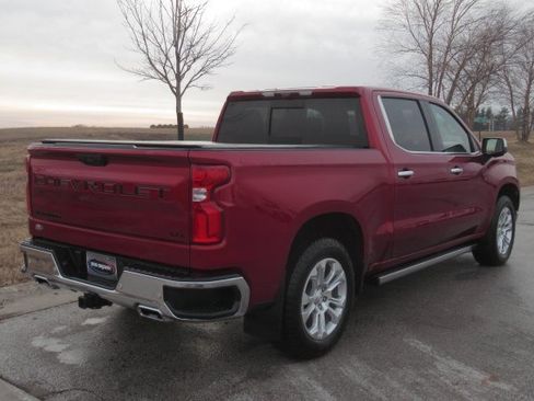 Used 2023 Chevrolet Silverado 1500 LTZ w/ LTZ Premium Package image 2